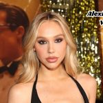 Alexis Ren net worth