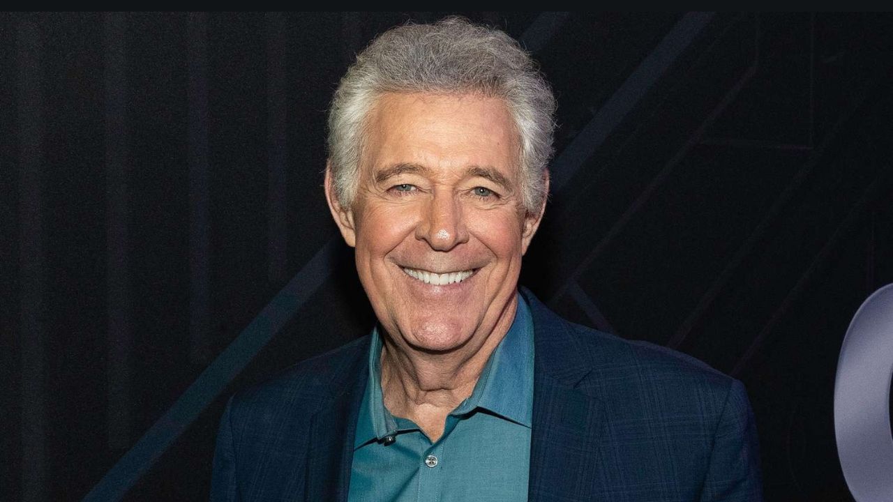 Barry Williams